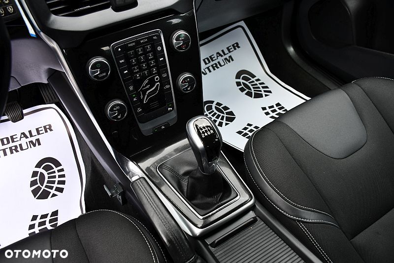 Volvo V40 T2 Drive-E Momentum - 15
