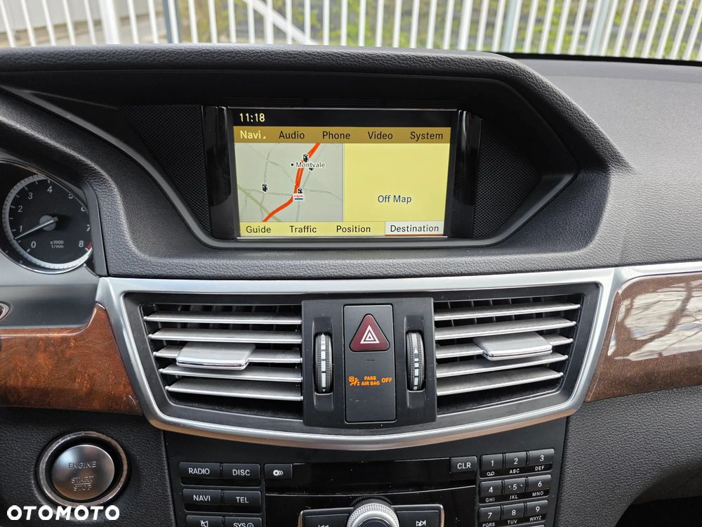 Mercedes-Benz Klasa E 350 4Matic Avantgarde Sport Edition AMG - 13