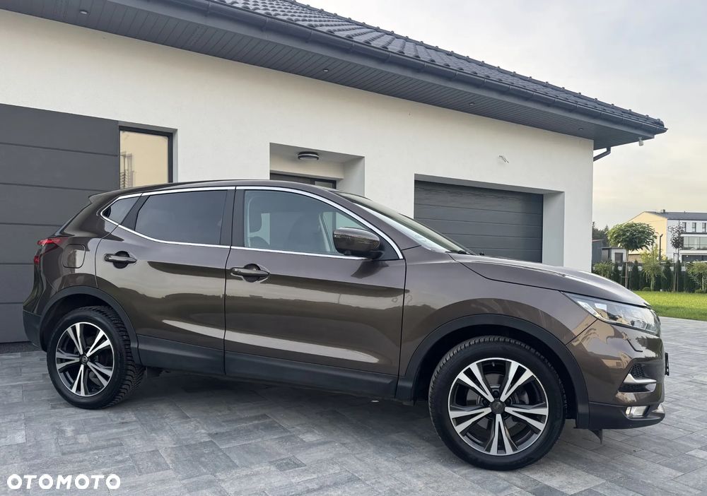 Nissan Qashqai 1.3 DIG-T N-Connecta - 35