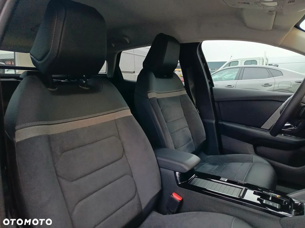 Citroën C4 1.2 PureTech Max S&S EAT8 - 21