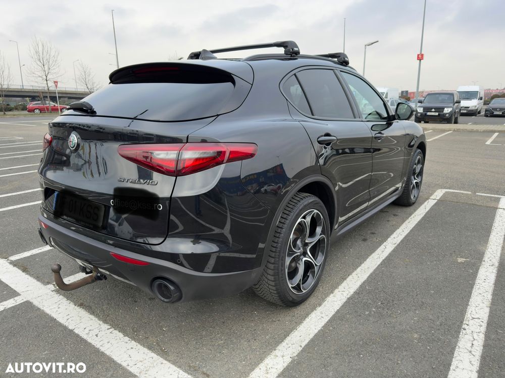 Alfa Romeo Stelvio 2.0 Turbo 16V AT8-Q4 B-Tech - 6