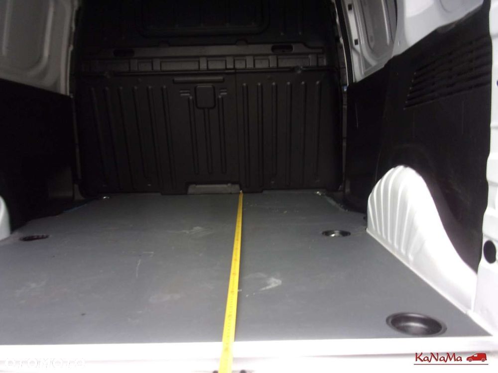 Toyota Proace City - 25