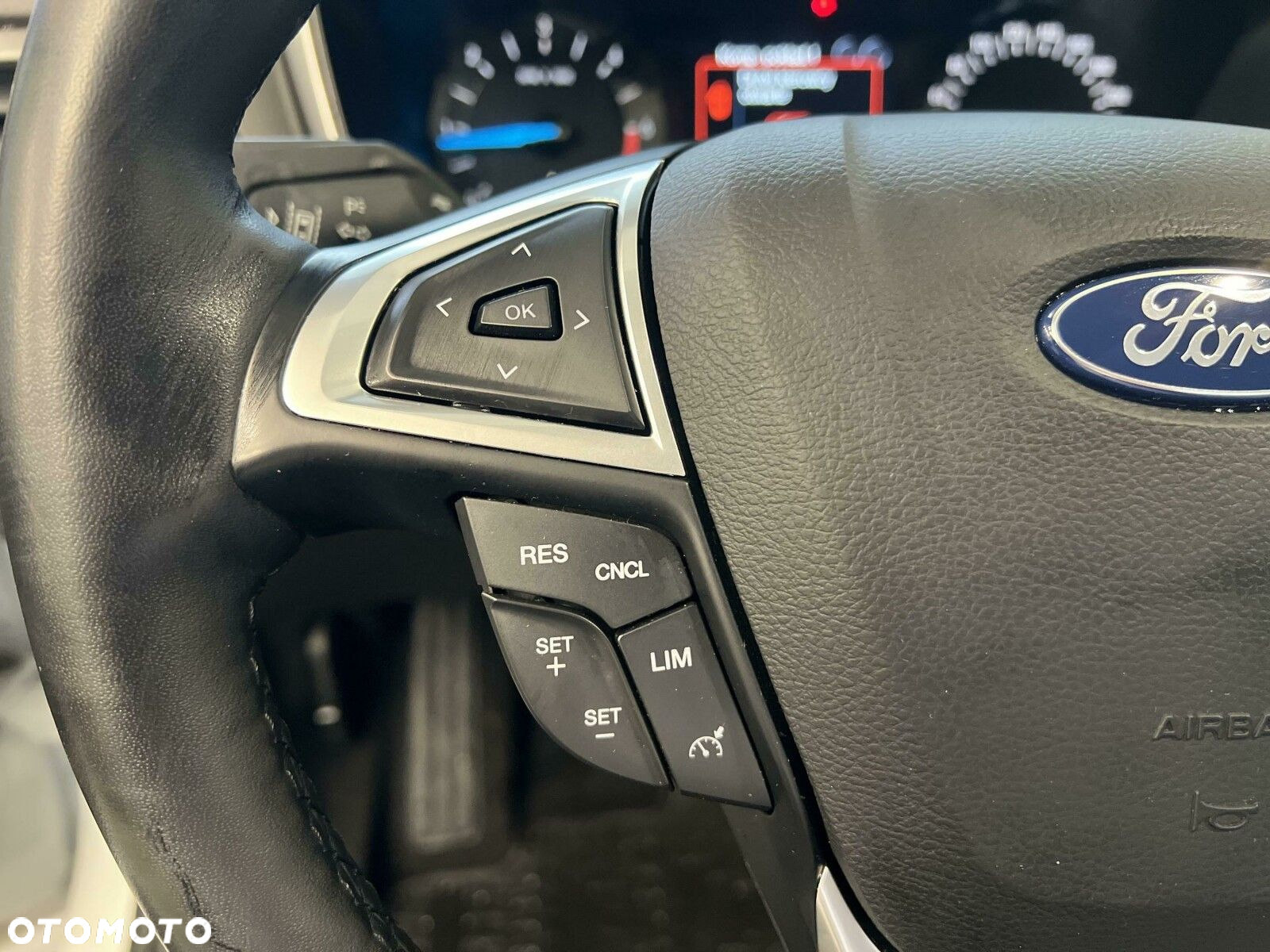 Ford Mondeo - 15