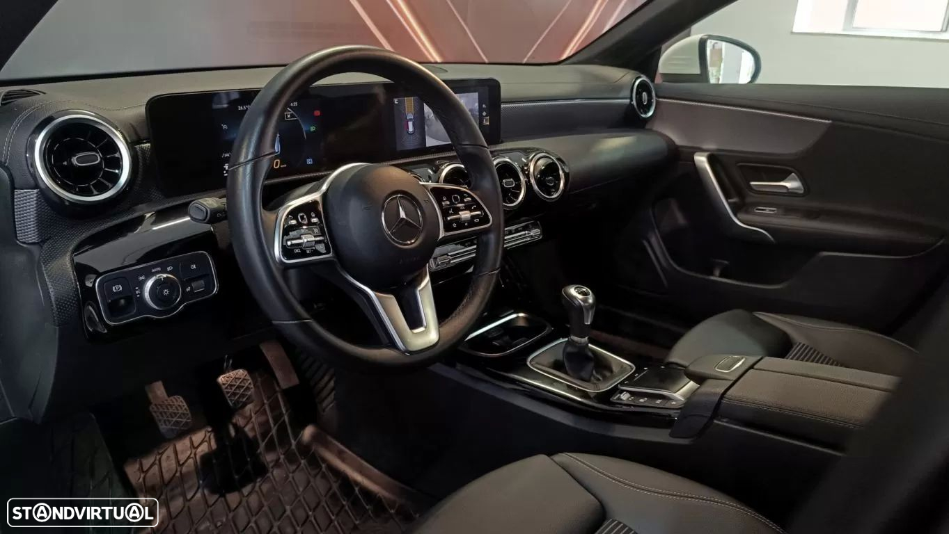 Mercedes-Benz CLA 180 - 25