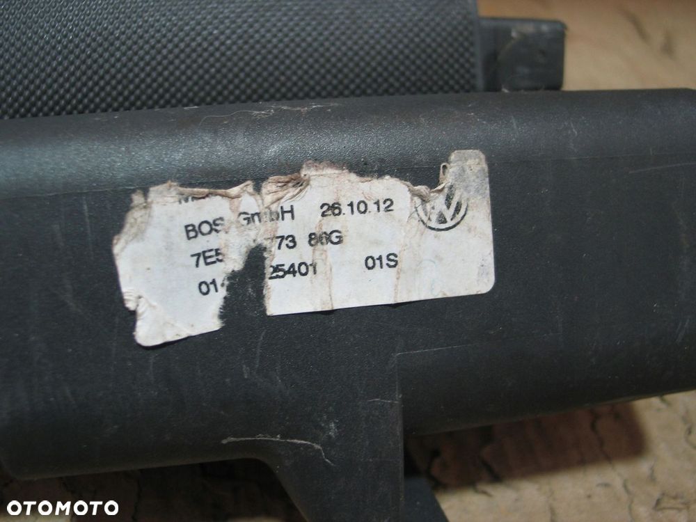 Roleta bagaznika vw T5 T6 mulitivan caravelle 7E5867773 - 8