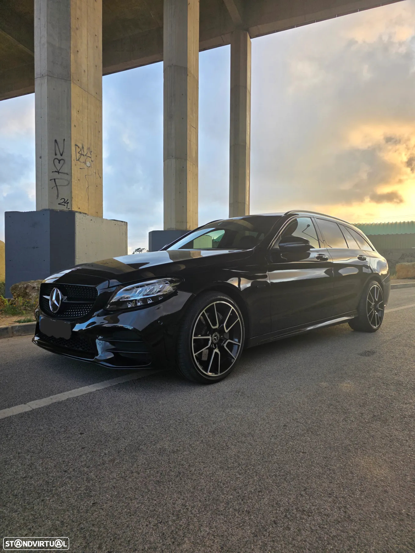 Mercedes-Benz C 300 de AMG Line - 3