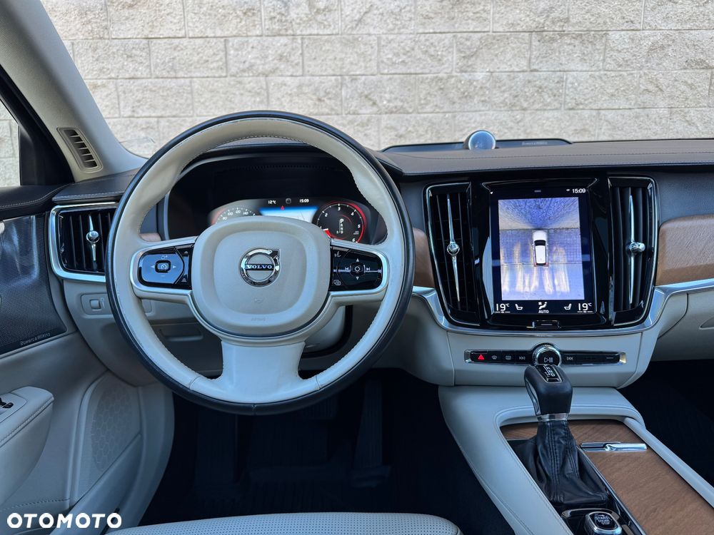 Volvo V90 D4 SCR AWD Inscription - 14