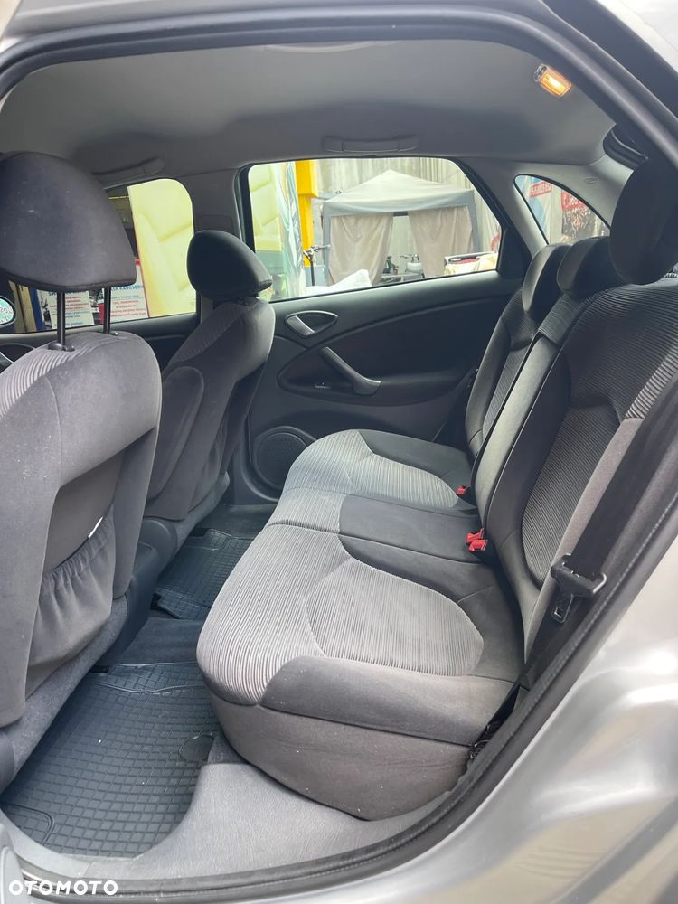 Citroën C5 II 1.8i 16V SX - 18