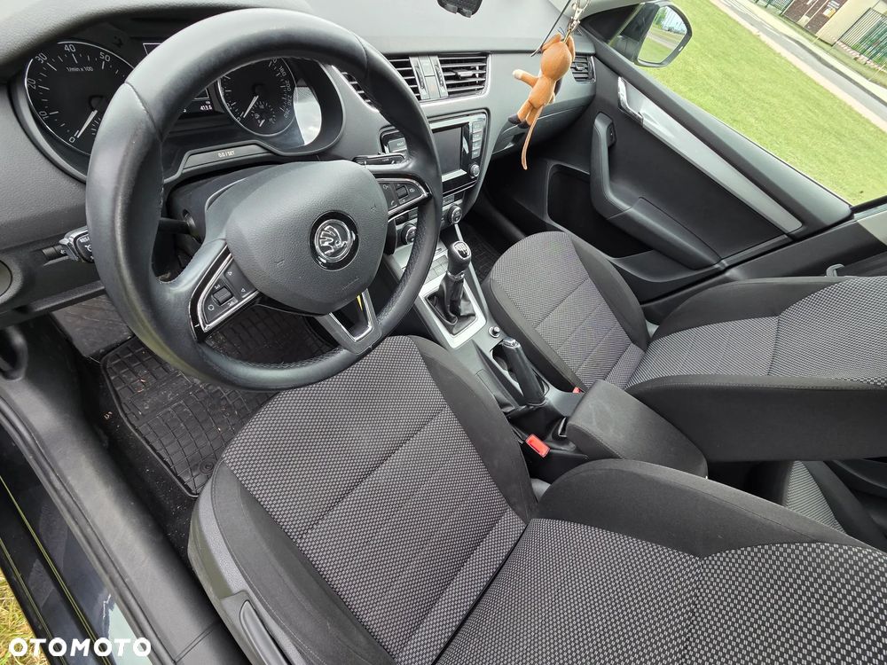 Skoda Octavia 1.4 TSI Ambition - 8