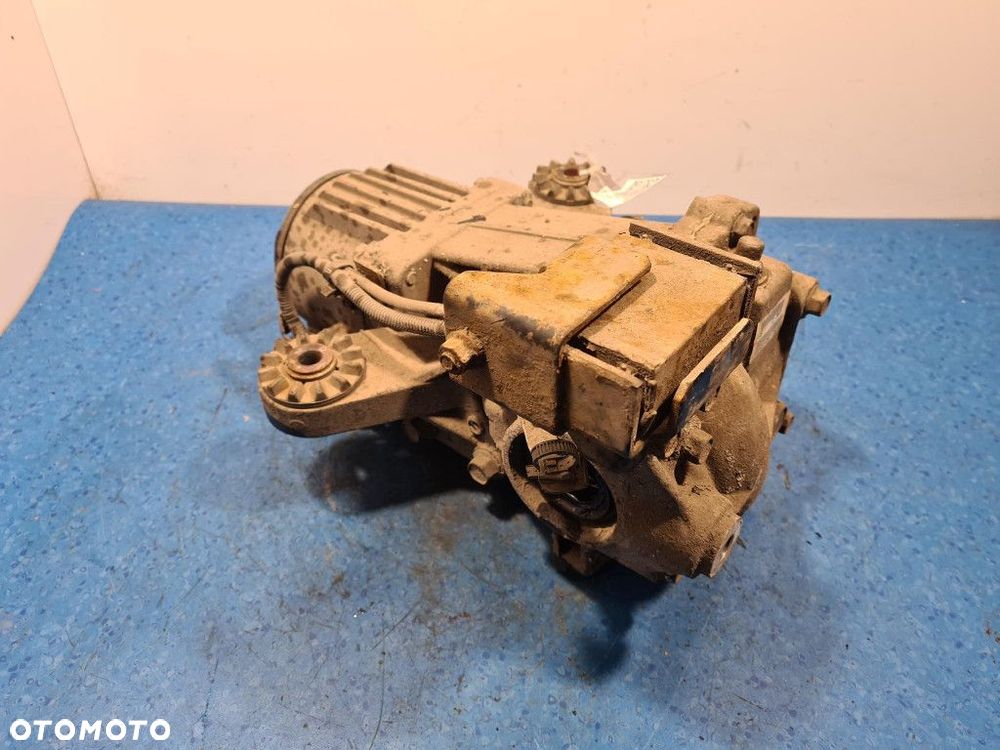 CITROEN C-CROSSER 2.2 HDI MOST TYLNY T02GS1097  2.353 - 3