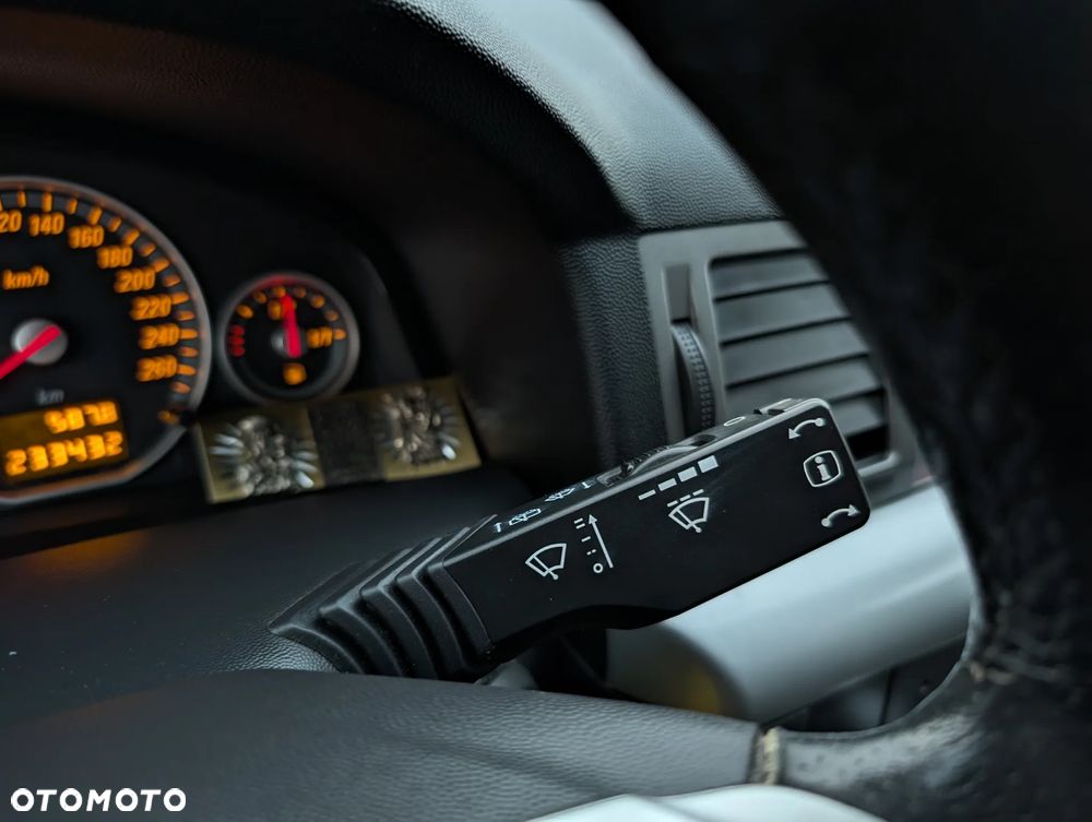 Opel Vectra 2.2 Automatik - 25