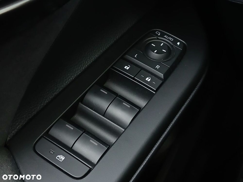 Toyota C-HR - 35