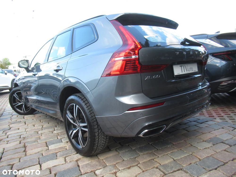 Volvo XC 60 T4 R-Design - 4