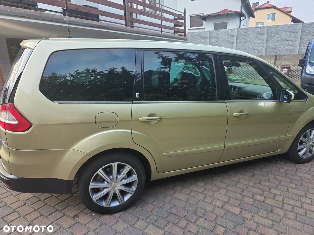 Ford Galaxy 2.0 TDCi Ghia - 4