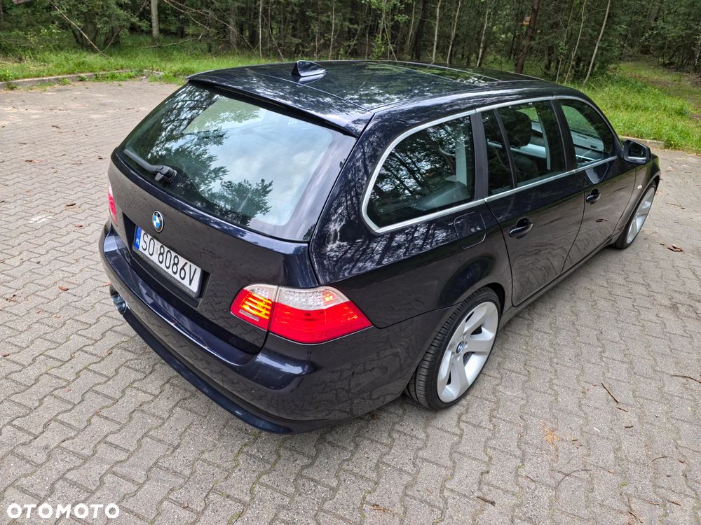BMW Seria 5 525d Edition Sport - 32