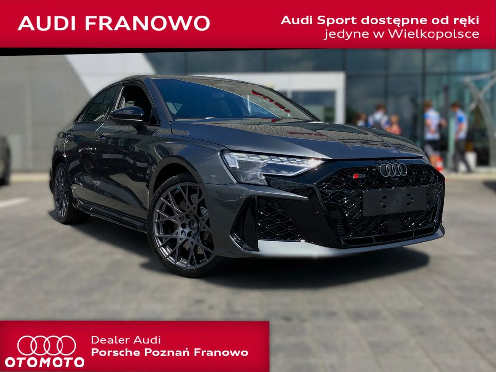 Audi RS3 Limousine - 2