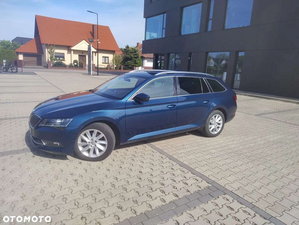 Skoda Superb 2.0 TDI Style DSG - 1