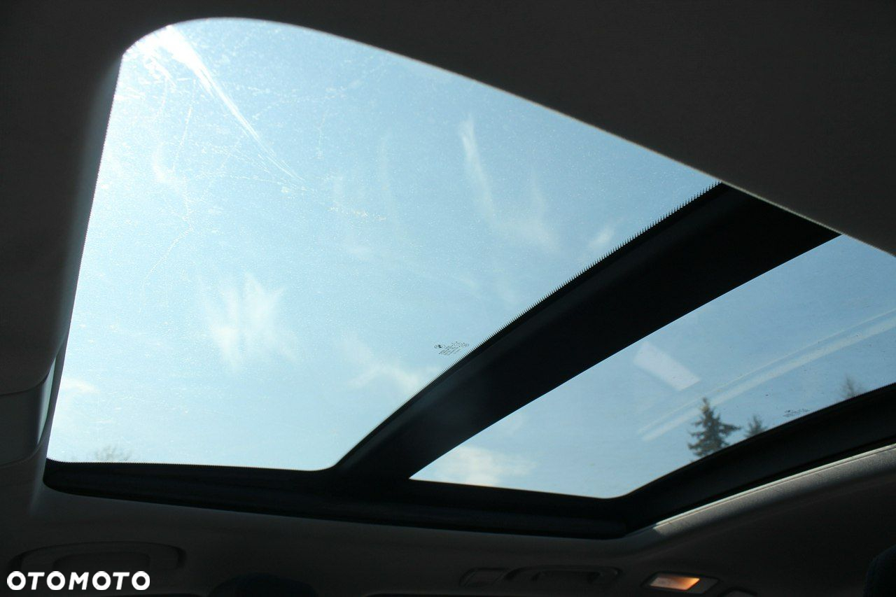 BMW X1 sDrive18d - 14