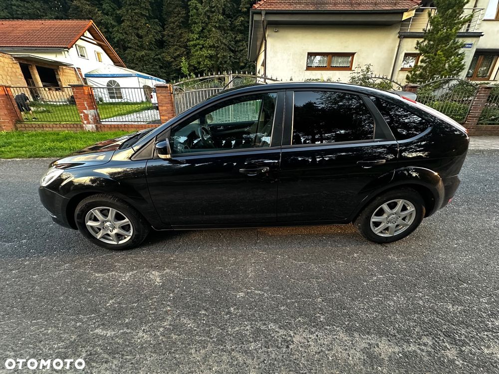 Ford Focus - 11