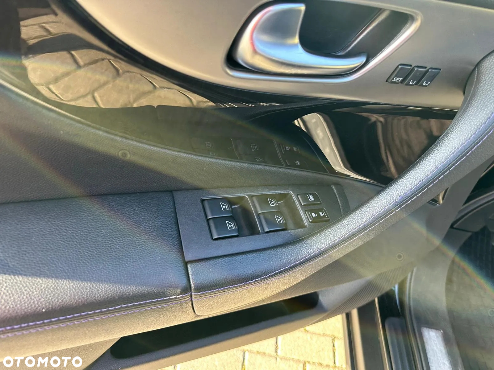 Infiniti Q70 3.0d S Premium - 12