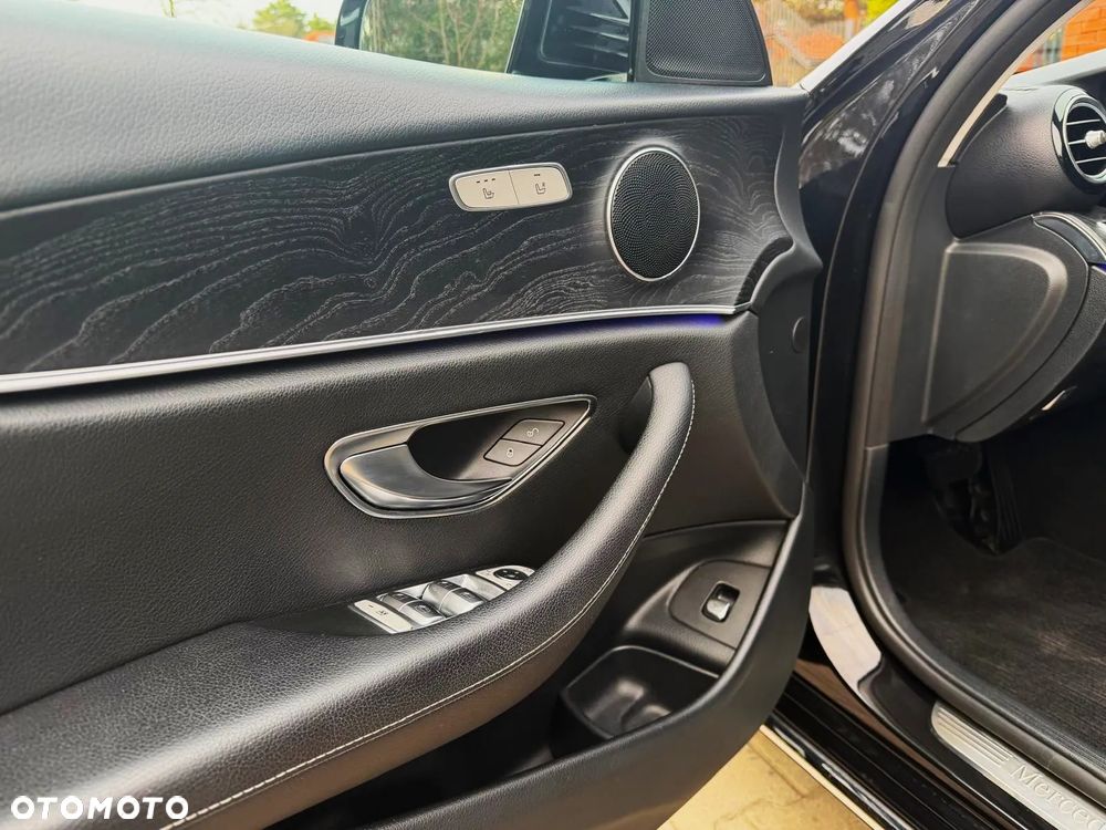 Mercedes-Benz Klasa E 350 BlueTEC 9G-TRONIC Edition - 35