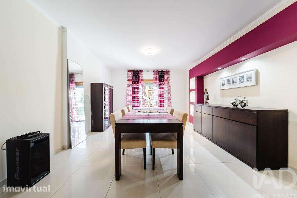 Casa / Villa T4 em Cadaval e Pêro Moniz de 156 m2 - Grande imagem: 4/40