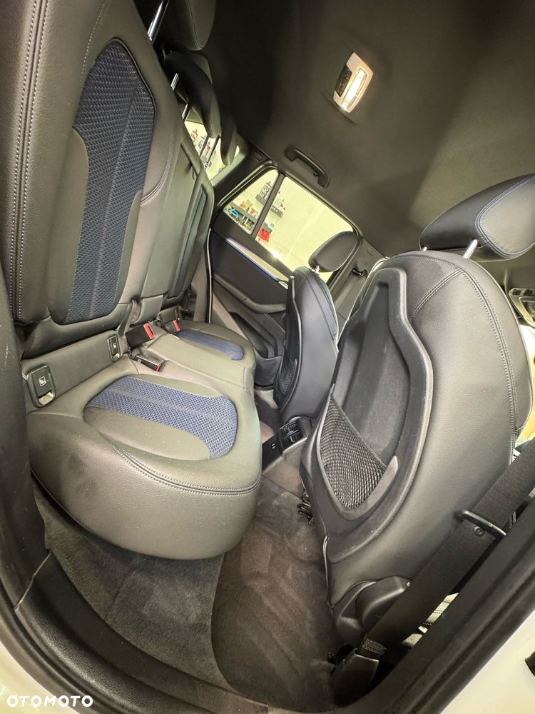 BMW X1 sDrive18i M Sport - 15
