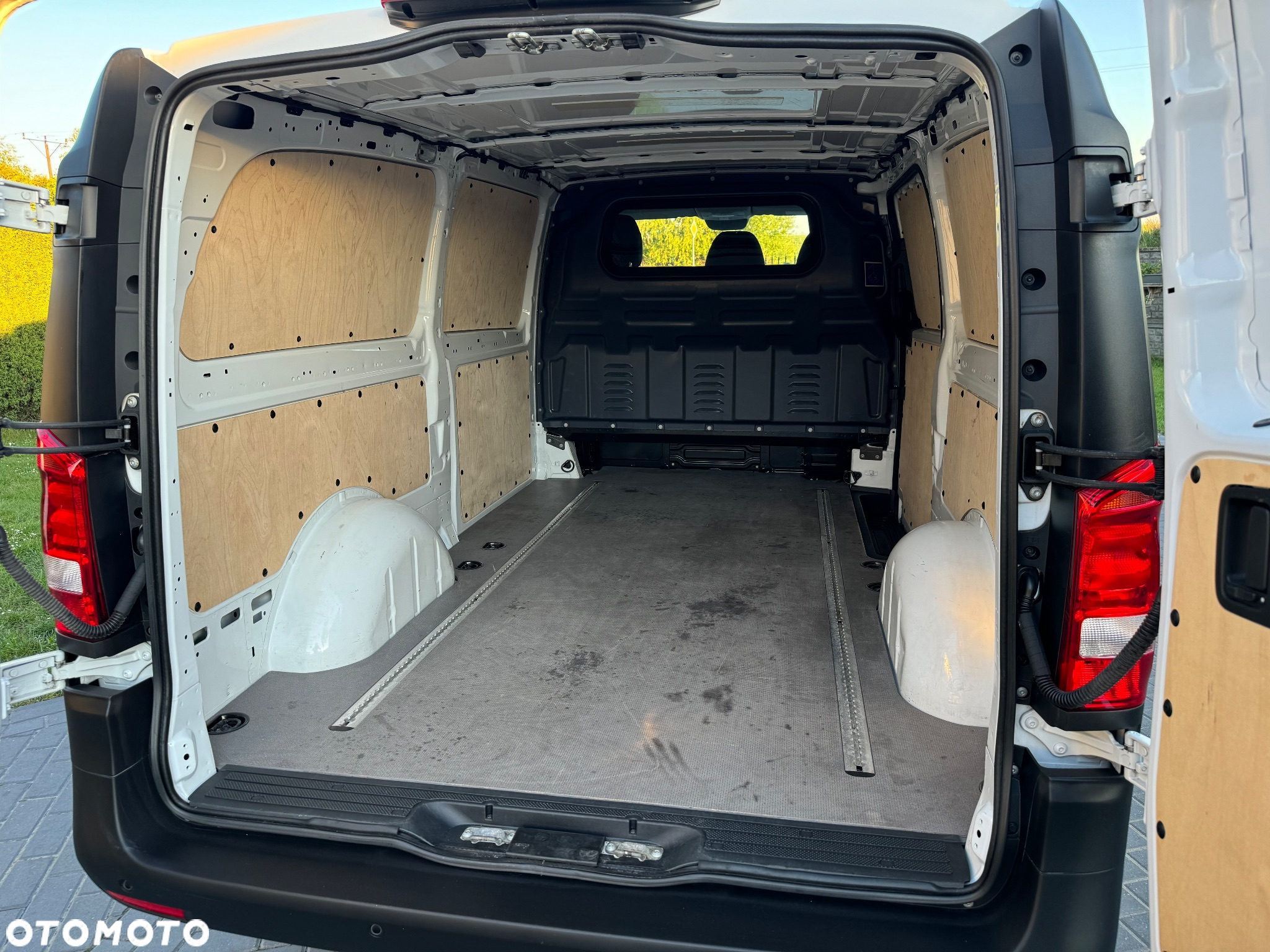 Mercedes-Benz Vito - 39