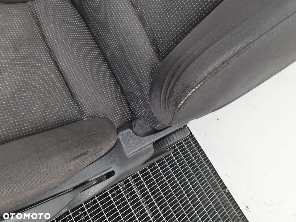 FOTEL LEWY PRZÓD KIEROWCY 3D AUDI A3 8P CZARNY MATERIAŁ - 2