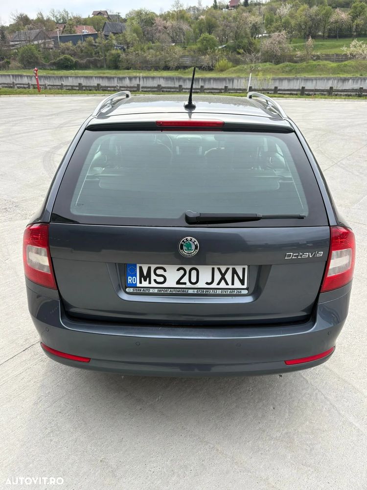 Skoda Octavia 2.0 TDI Business DSG - 19