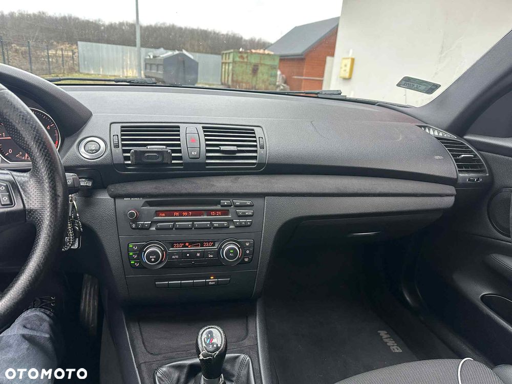 BMW Seria 1 120d - 10