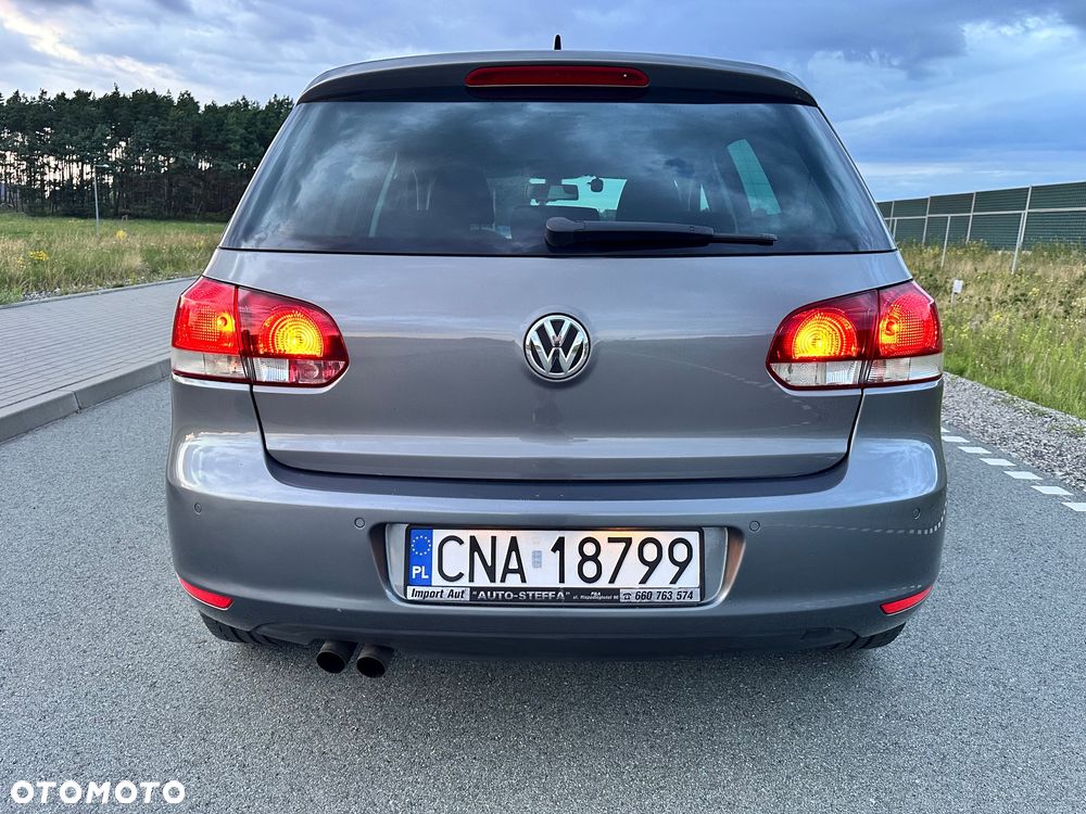 Volkswagen Golf 2.0 TDI Highline - 15