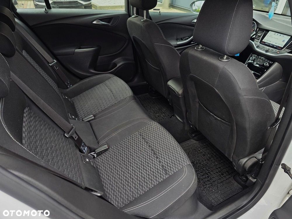 Opel Astra 1.6 CDTI Enjoy - 16