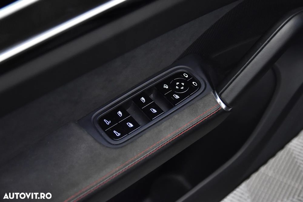 Porsche Cayenne - 14