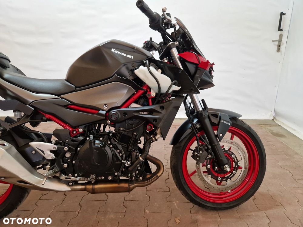 Kawasaki Z - 27
