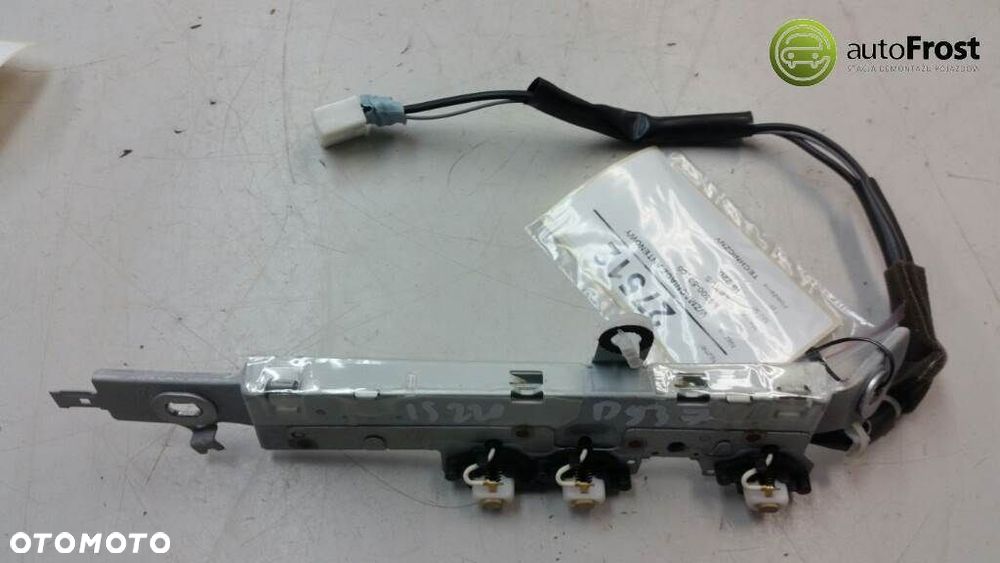WZMACNIACZ ANTENOWY 86300-53160 IS250 IS 220 - 2