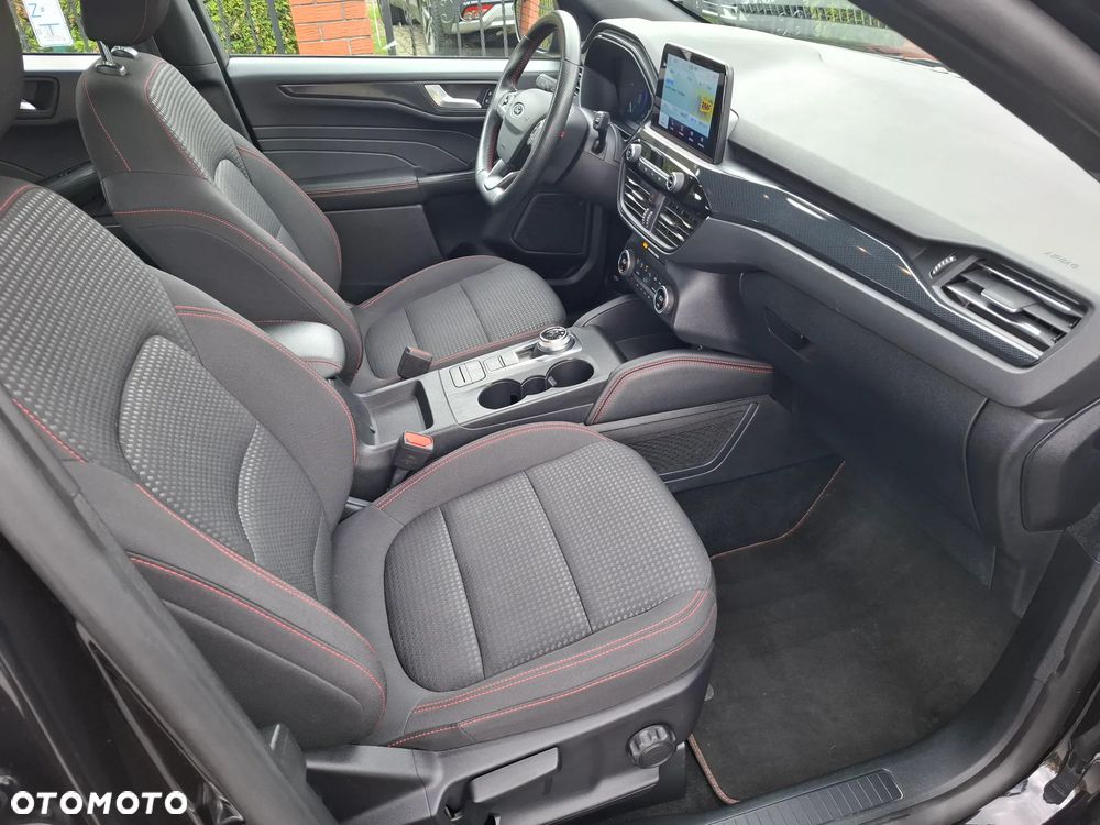 Ford Kuga 2.5 FHEV FWD ST-Line - 23