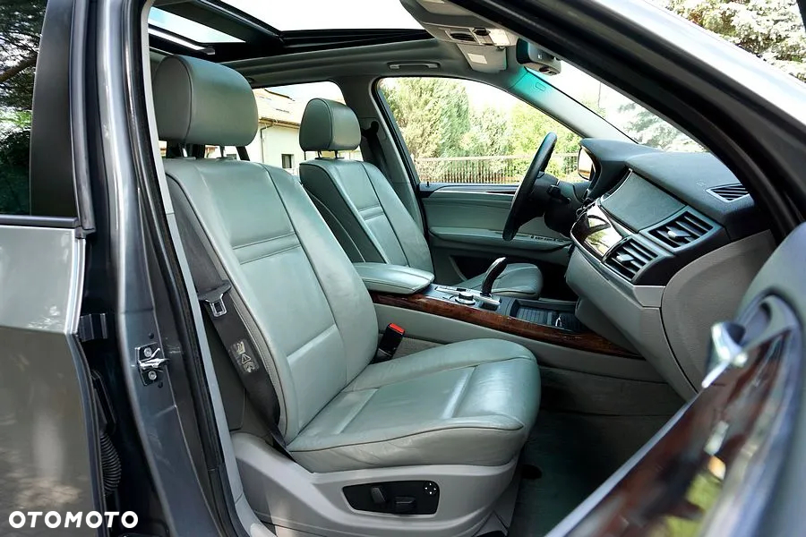 BMW X5 3.0si xDrive - 30
