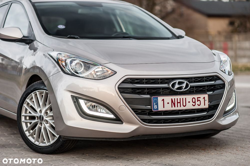 Hyundai i30 - 33