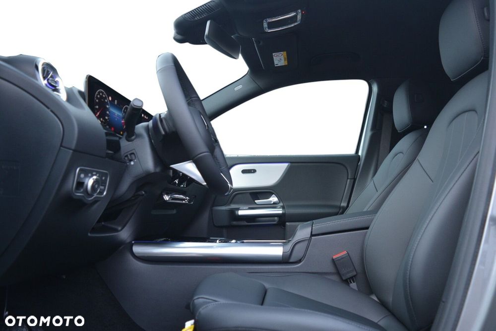 Mercedes-Benz GLA 200 Progressive - 8