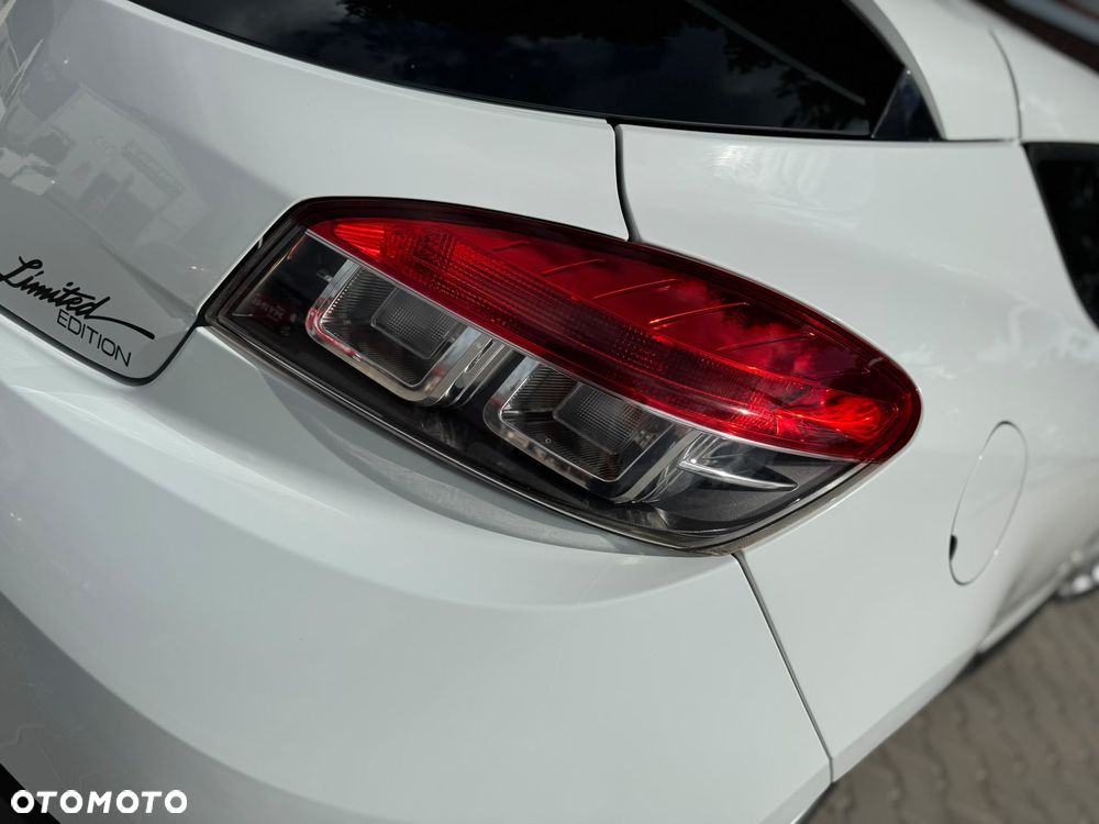 Renault Megane 1.5 dCi Color Edition - 9