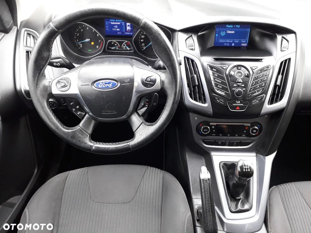 Ford Focus 1.0 EcoBoost Titanium - 37