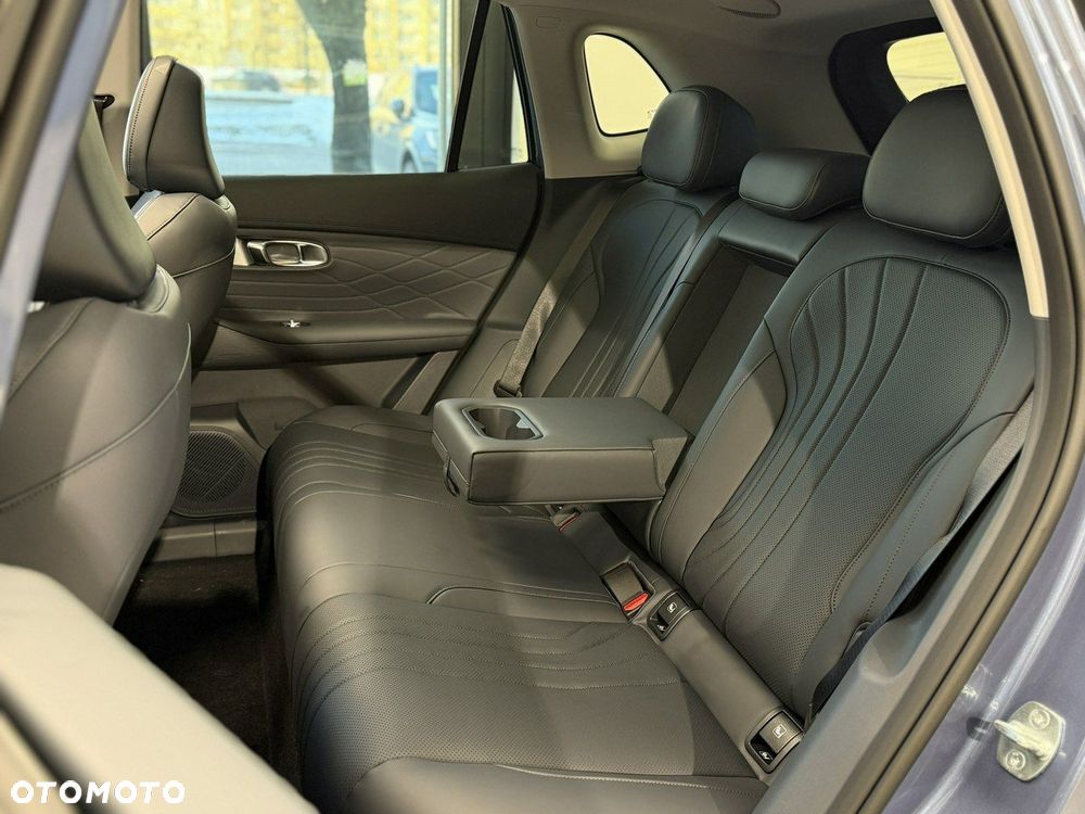 Geely Starray - 8