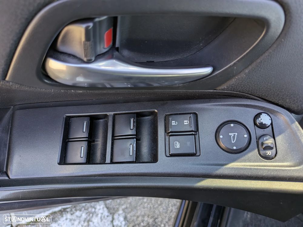 Honda Civic 1.4 i-VTEC Sport - 6