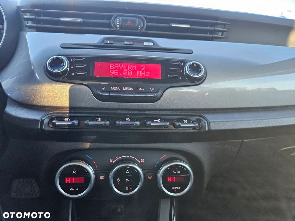 Alfa Romeo Giulietta 1.4 TB 16V Multiair TCT Turismo - 12