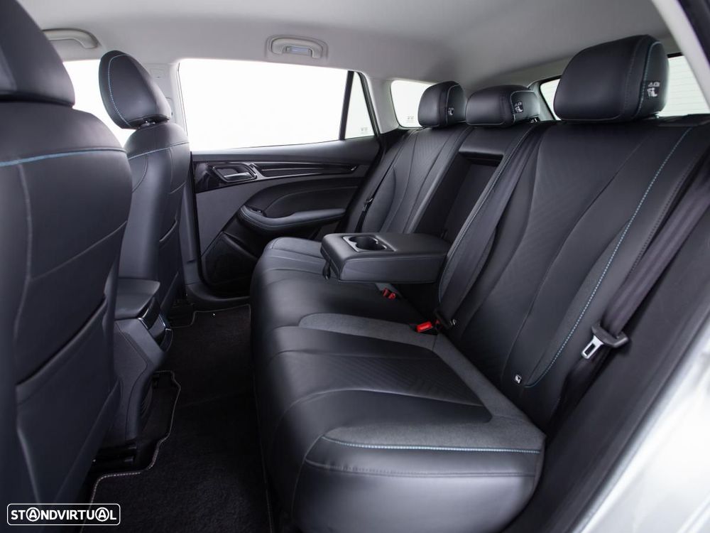 MG MG5 61 kWh Luxury - 11