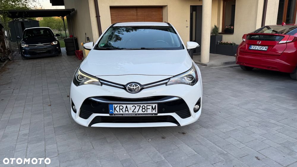 Toyota Avensis Touring Sports 1.8 Edition S+ - 10