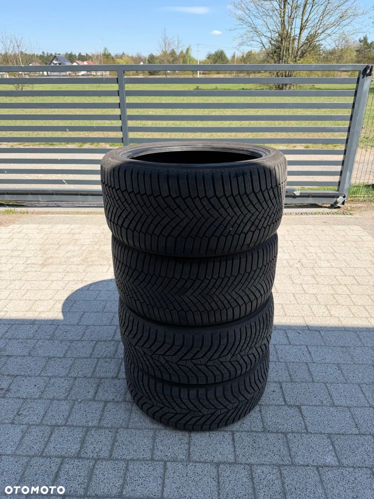 Mercedes-Benz Klasa E - 9