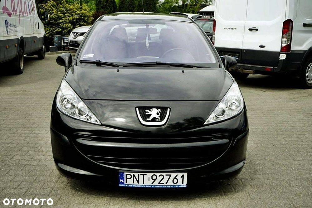 Peugeot 207 - 10
