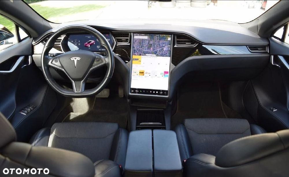 Tesla Model S 75 D - 12